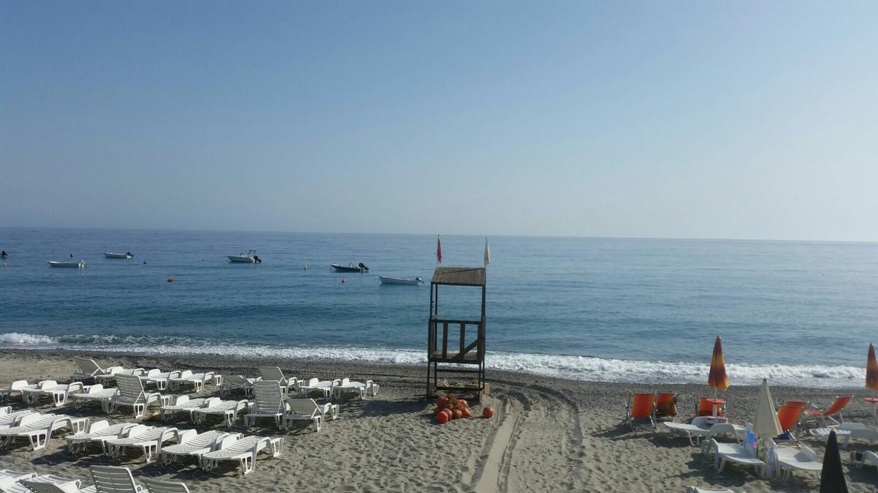 La Perla Jonica Hotel โบวา มารีนา ภายนอก รูปภาพ